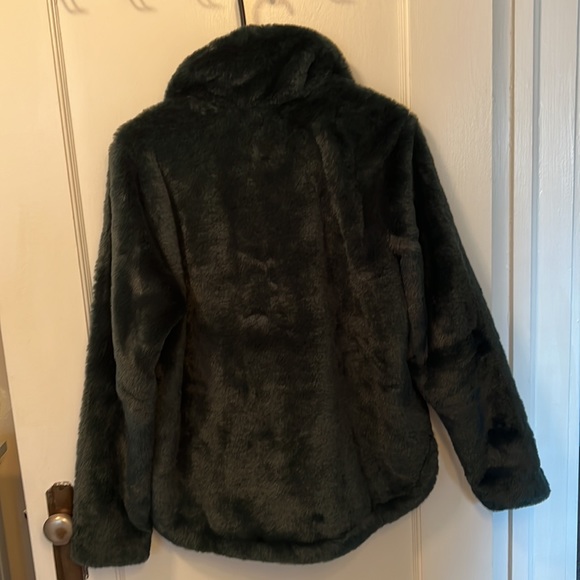 NWOT Abercrombie & Fitch Faux Fur Sweatshirt - Picture 2 of 4